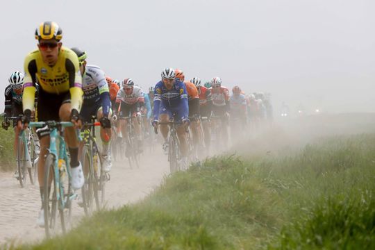 Fransen melden: Parijs-Roubaix gaat niet door op 11 april