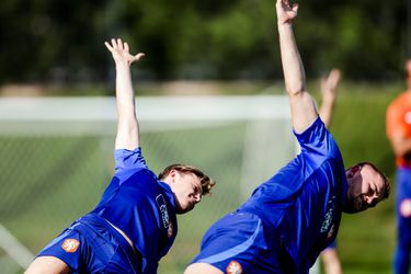 Matthijs de Ligt verwijt De Jong gemiste kans: 'Dan begint Frenkie weer te dribbelen'