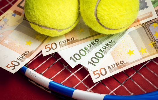 Nietszeggend Oekraïens tennisjochie voor het leven geschorst na matchfixing