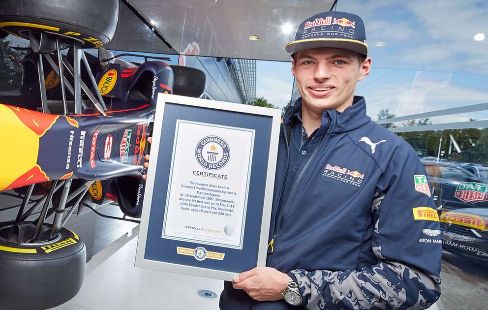 Max wint Guinness World Record: jongste GP-Winnaar ooit (video