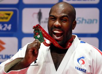 Teddy Riner laat klasse zien en verovert negende wereldtitel op WK judo