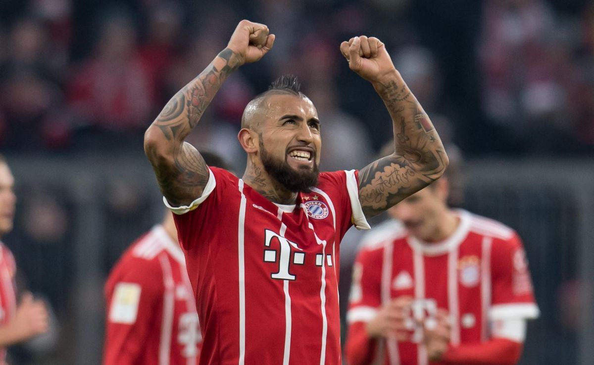 Bayern wint zelf en ziet achtervolger Leipzig verdrinken