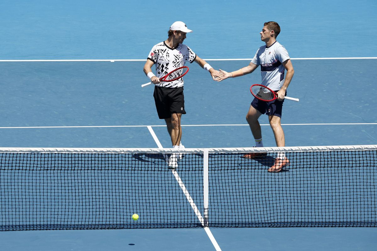 Wesley Koolhof verslaat Tsitsipas wel en bereikt 3e ronde dubbelspel Australian Open