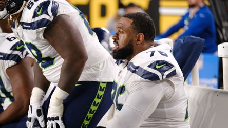 Voormalig NFL'er Duane Brown opgepakt op LA Airport vanwege wapenbezit