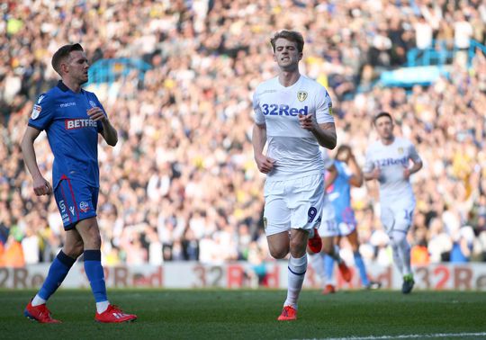 Keert Leeds United na 15 jaar afwezigheid terug op het hoogste niveau in Engeland? (video)