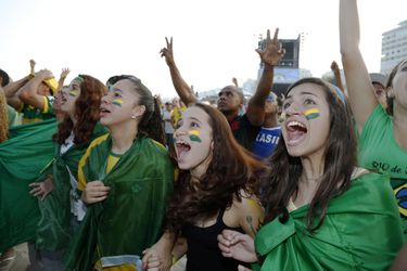 Fans roepen '7-1' naar nationale team Brazilië toen ze training niet mochten bezoeken