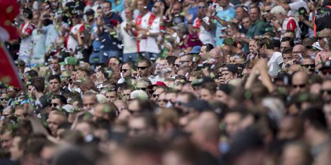 Feyenoord gaat deel van kosten voor uitwedstrijden betalen: 'Iets terugdoen voor onze fans'