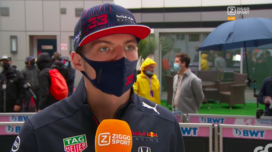 🎥 | Max Verstappen verklaart waarom hij geen tijd noteerde in kwalificatie: 'Alles sparen'