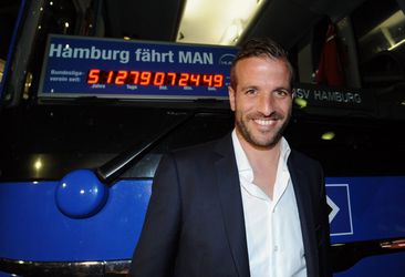 Ferencváros wil met Van der Vaart CL in