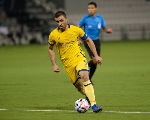 Ouders van in put overleden Rayan krijgen woning aangeboden van Marokkaanse ex-international