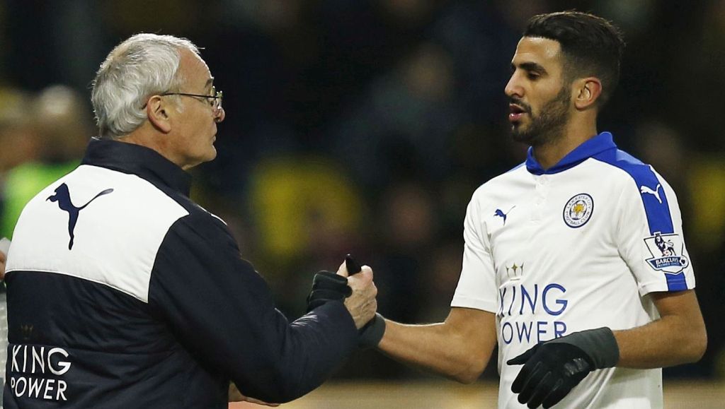 Leicester City doet goede zaken in gevecht om landstitel