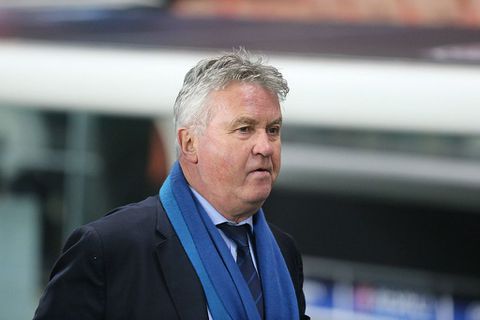 Guus Hiddink gaat Australië helpen in aanloop naar WK: 'Kan geweldig verhalen vertellen'