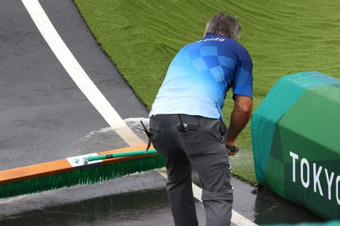 Regen gooit modder in het eten bij BMX-finales, langer wachten