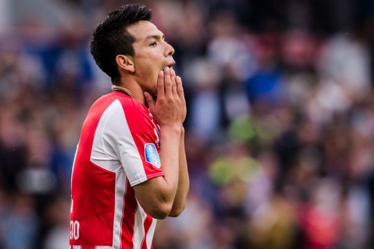 Lozano mist clash met Feyenoord door deze aanslag op benen van Dumfries (video)