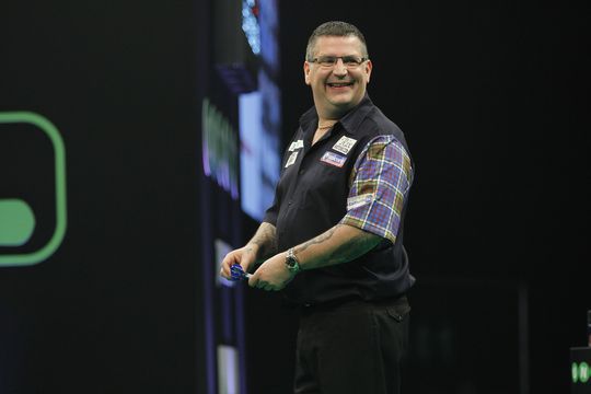 Gary Anderson heeft last van stalker op Instagram: 'Nergens voor nodig'