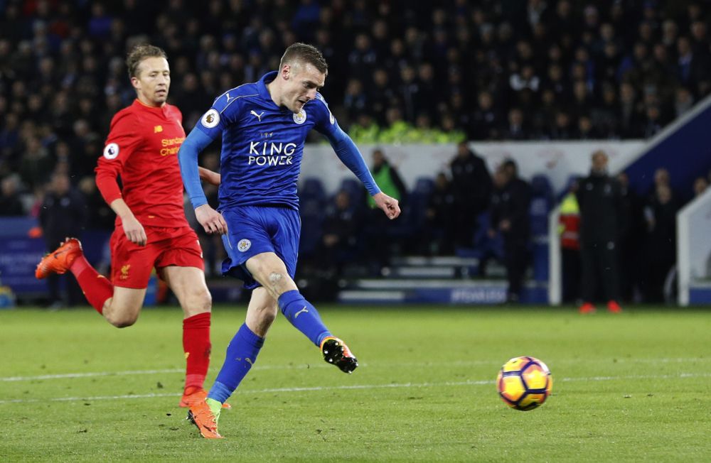 Vardy bezorgt Leicester eerste treffer van 2017