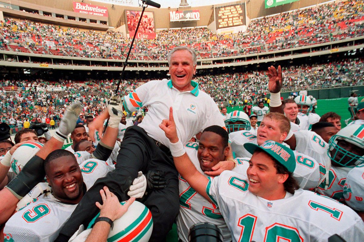 Succescoach Don Shula van Miami Dolphins overleden