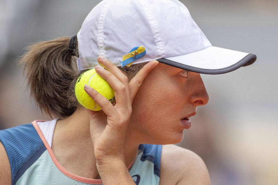 Iga Swiatek gaat speciaal tennistoernooi organiseren om geld op te halen voor Oekraïne