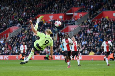 🎥 | Omhaaland! Erling Haaland maakt beeldschone omhaalgoal tegen Southampton