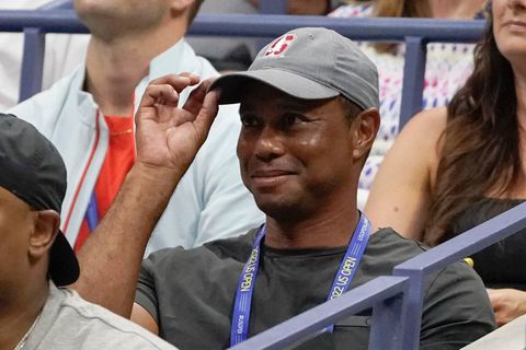 Tiger Woods krijgt 15 miljoen dollar omdat hij 'populairste golfer' is, ondanks dat hij maar aan 3 toernooien meedeed