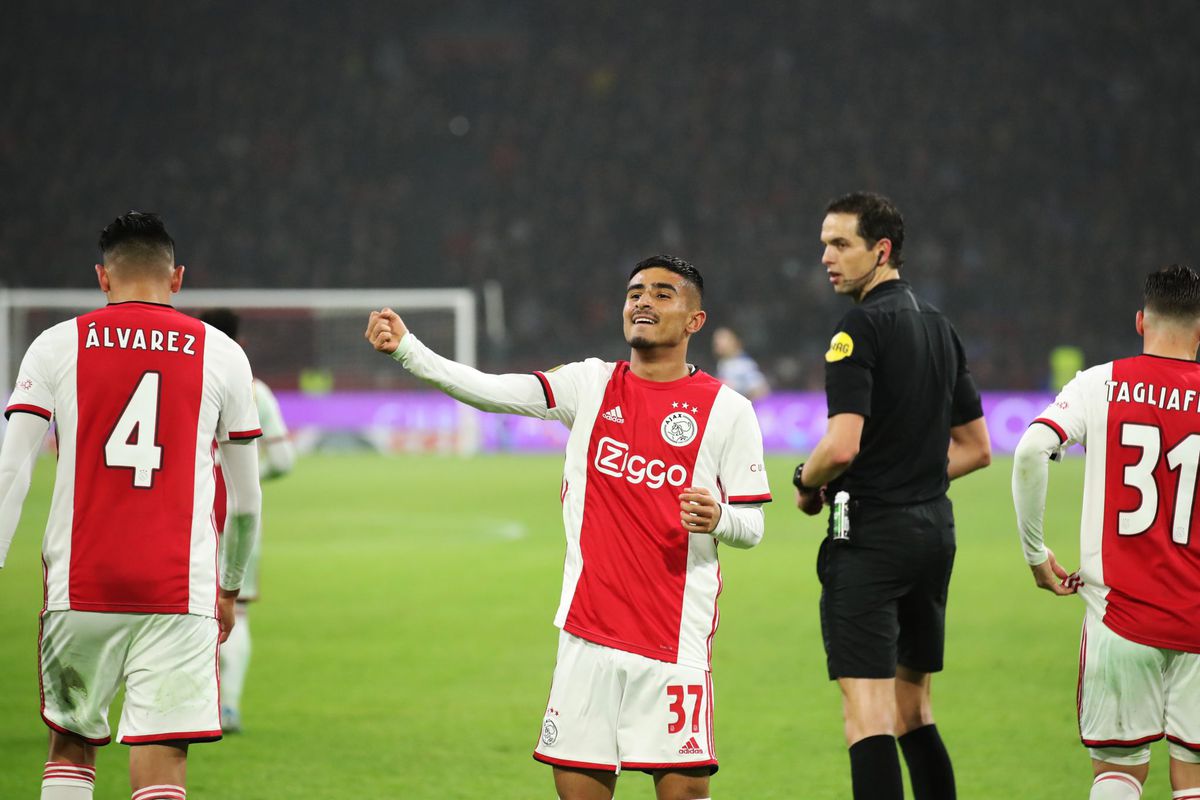 🎥 | Ajax rolt Spakenburg in KNVB beker op met 7-0
