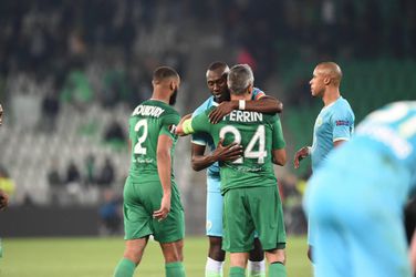 Saint-Étienne pleurt Ghislain Printant op straat en hengelt Claude Puel binnen