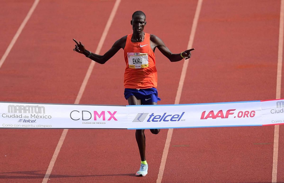 Marathonloper die 6e beste tijd ooit liep riskeert dopingschorsing van minimaal 10 jaar