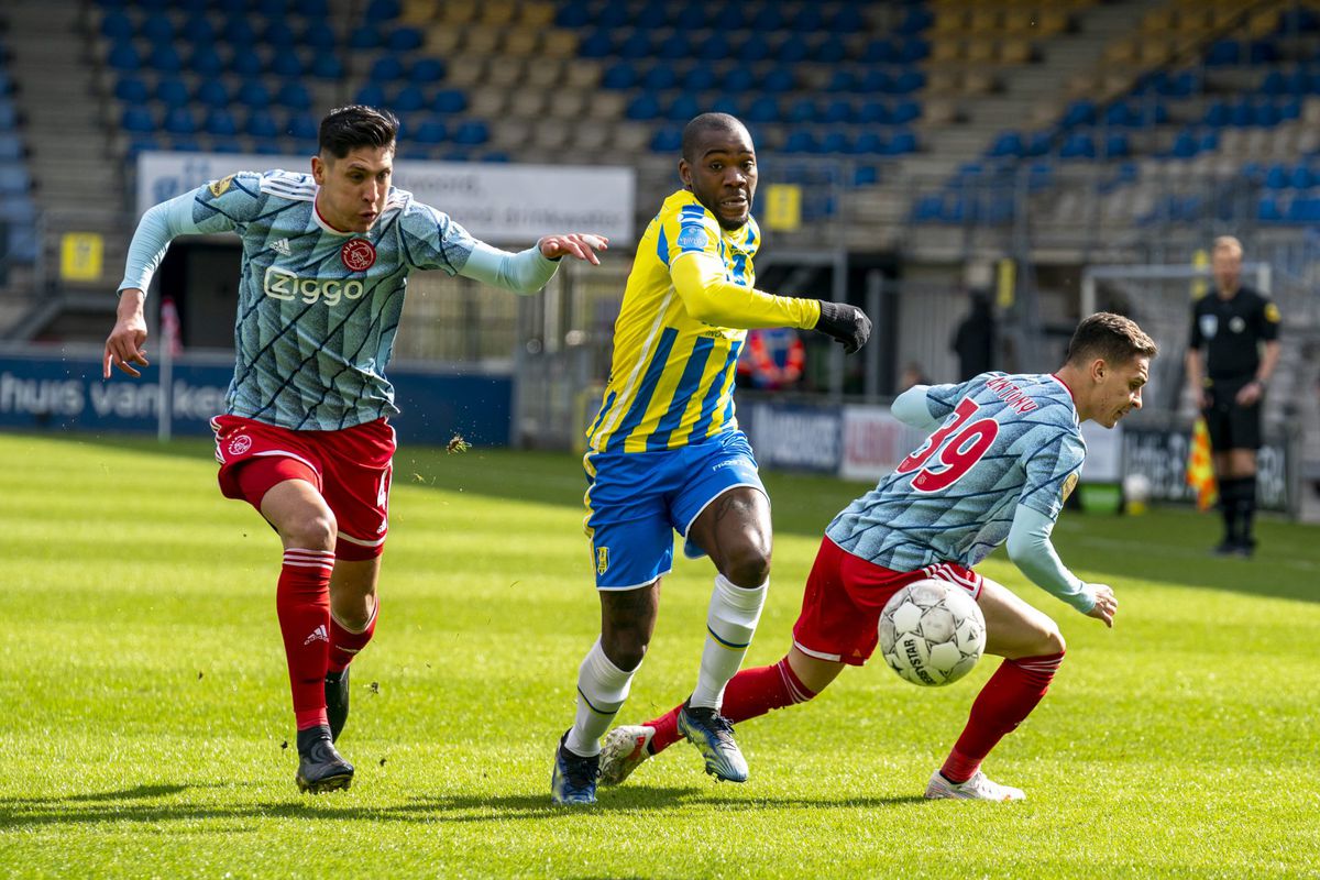 Ola John verlaat RKC voor de Saudi-Arabische zandbak