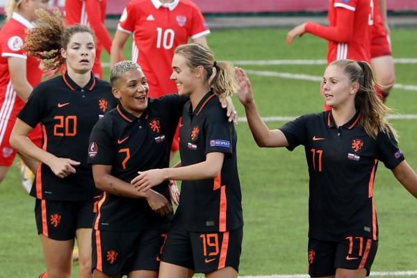 Jill Roord ook bij Oranje Leeuwinnen on fire: winnende goal bij Rusland levert EK-ticket op