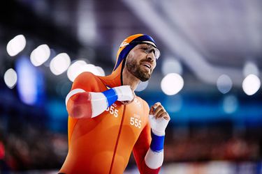 Kjeld Nuis flikt het: sneller dan 100 kilometer per uur op schaatsen