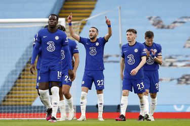 Ziyech en Chelsea verpesten titelfeest Manchester City