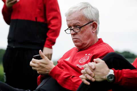 Hoofdscout bij Ajax Henk Veldmate vertrekt en keert terug bij FC Groningen