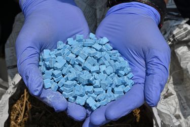 'MMA-vechter blijkt ook drugsdealer: bijna 1000 xtc-pillen gevonden'