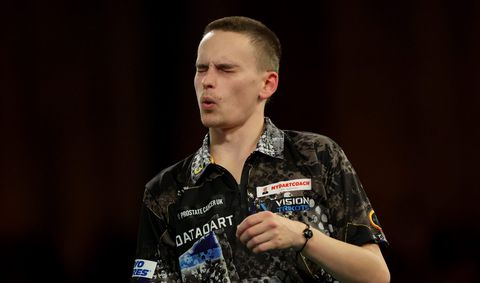 Co Stompé geen fan van Ricardo Pietreczko: 'Een lampenkap, hij kan gewoon opzouten'