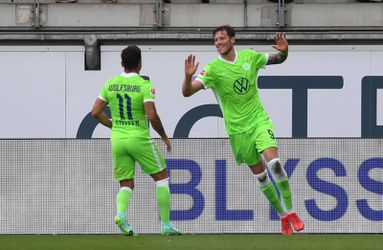 Mark van Bommel blijft maar oefenpotjes verliezen met Wolfsburg
