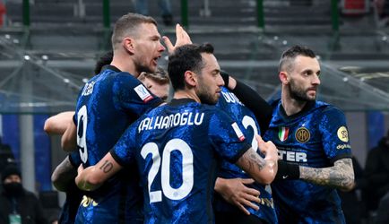 🎥 | De Vrij en Dumfries winnen Supercoppa Italiana na goal in 120e minuut van Sánchez