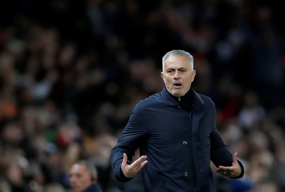 FA wil vloekende Mourinho alsnog straffen ondanks vrijspraak