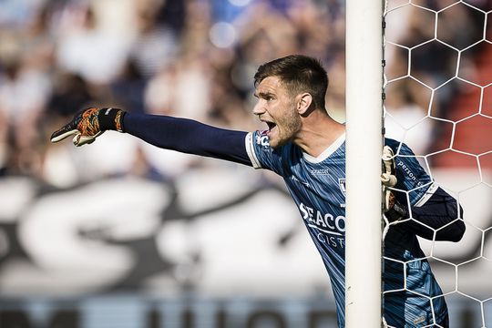 Keeper Van der Gouw tekent bij Zulte Waregem