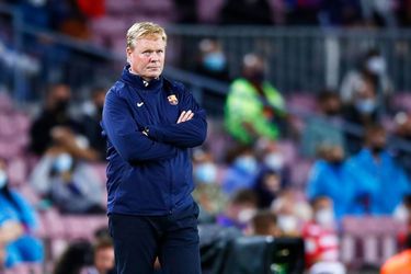 🎥 | Ronald Koeman ziet Barça met Frenkie, Memphis én Luuk pas in slotminuut scoren tegen Granada