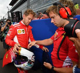 Vettel over de opgelopen achterstand: 'Het is niet het einde van de wereld'