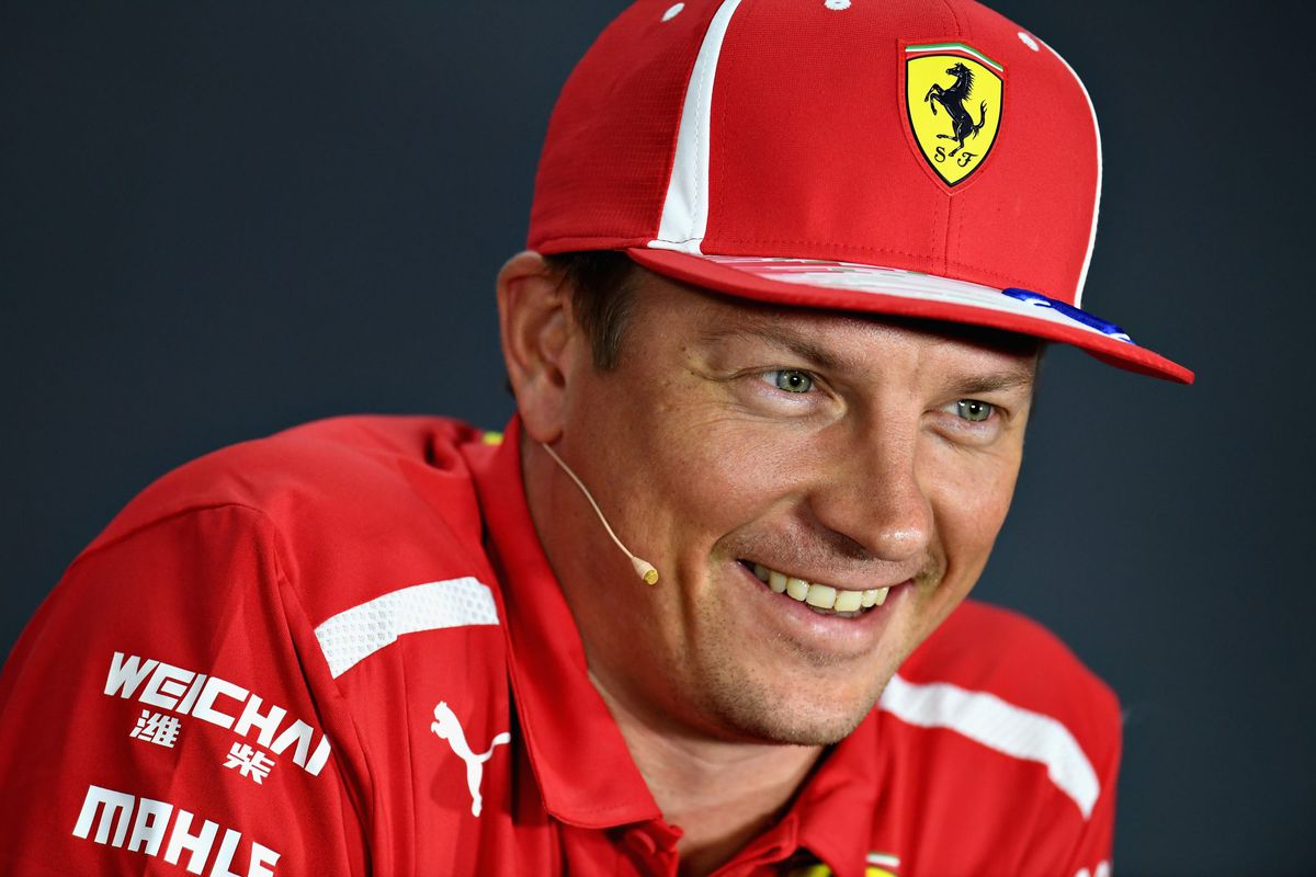 Manager Räikkönen: 'Kimi reed met 200 km/h bijna de vangrail in en lachte daarbij'
