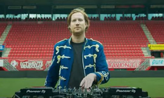 🎥 | Onthuld! Nederlandse artiest Bakermat op soundtrack van FIFA 23