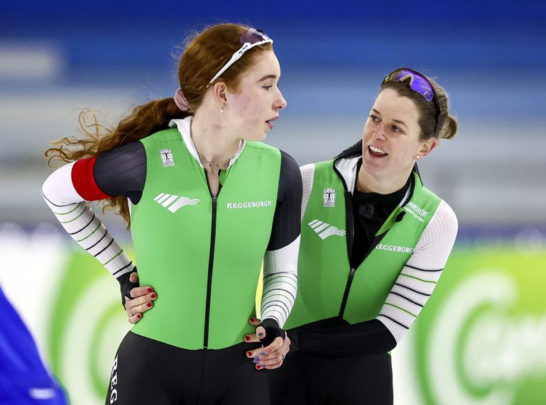 Schaatsster Michelle de Jong verovert Nederlandse sprinttitel na diskwalificatie Wüst