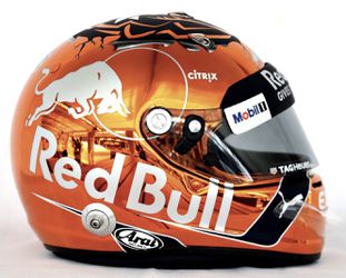 WOW! Max Verstappen op 'zijn' Spa met vette, oranje helm