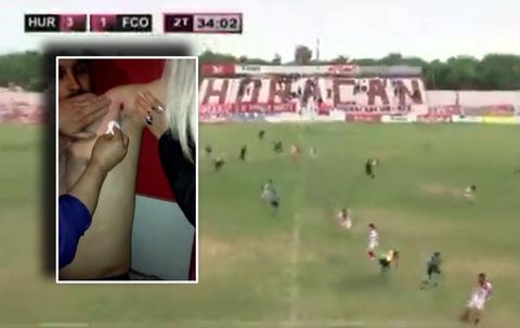 🎥 | Coach in Argentinië neergeschoten na rellen tussen fans, spelers en scheids rennen veld af