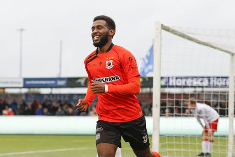 Katwijk-voetballer Mukhtar Suleiman scoorde voor Somalië: 'Volkslied even geoefend met de jongens'