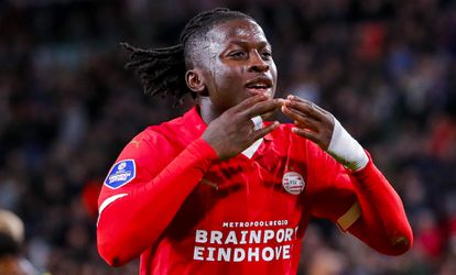 PSV geeft Johan Bakayoko een nieuw en verbeterd contract vanwege sterk seizoen