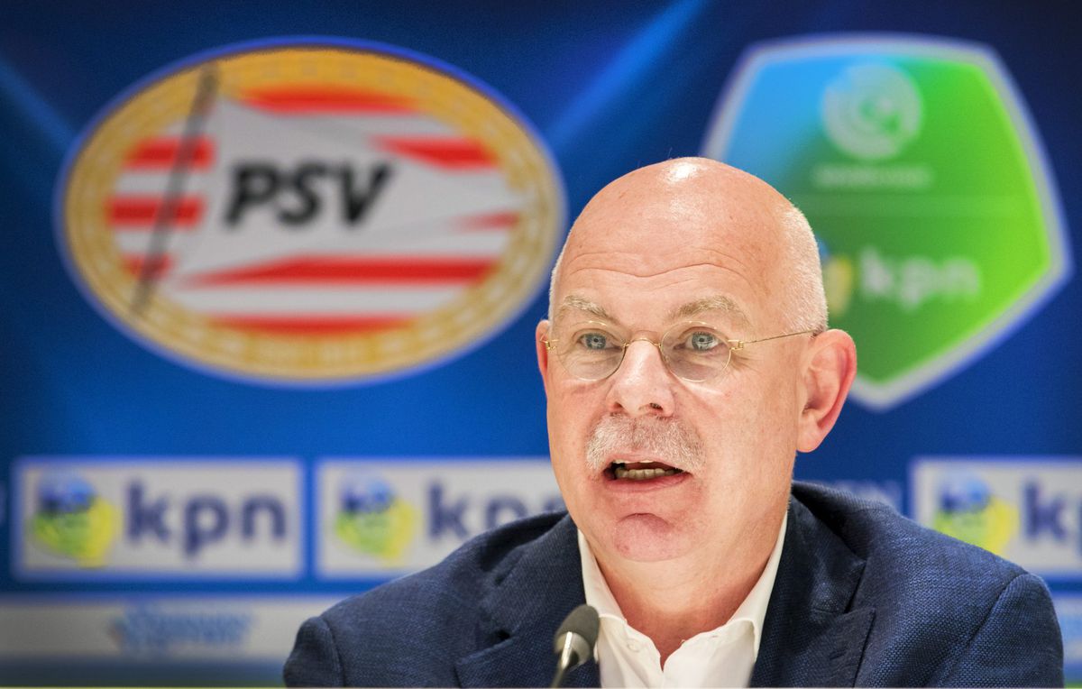 PSV-directeur Gerbrands is opa, maar kon dat beter niet tweeten uit angst voor reacties