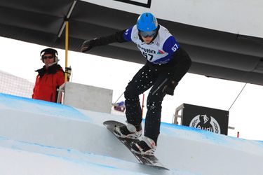 Snowboardcrosser De Blois strandt op randje van Winterspelen: 'Ik maakte een fout'