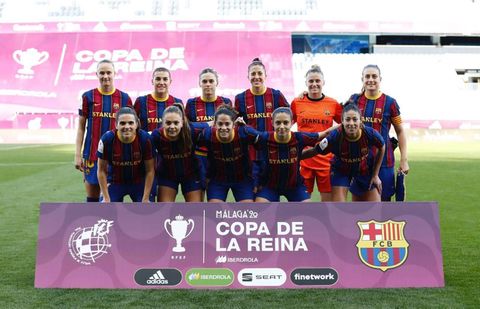 Lieke Martens heeft 7e prijs binnen bij FC Barcelona 🏆